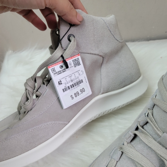 100% Authentic ZARA grey shoes - Picture 2 of 9